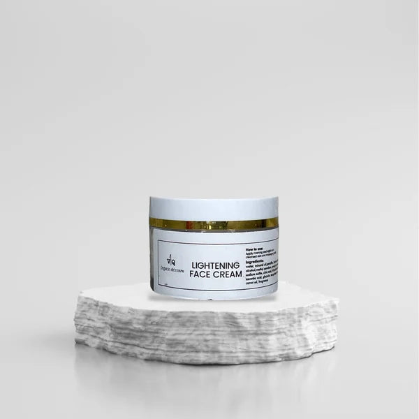 LIGHTENING FACE CREAMER